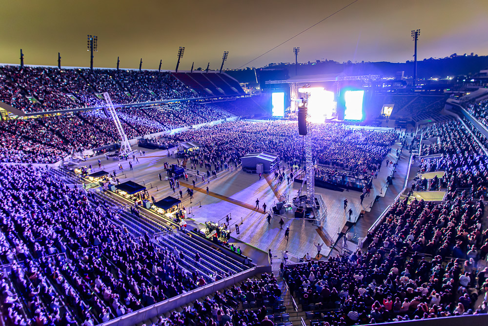 Red Hot Chili Peppers concert audience - Snapdragon Stadium 2023